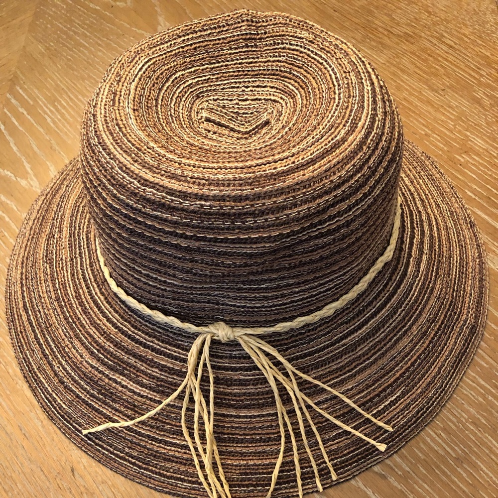 NWOT Striped Target Sun Hat